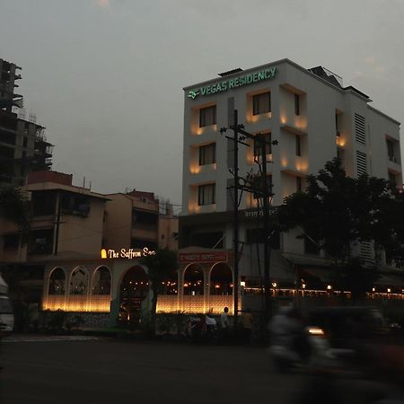 Hotel Vegas Residency Kalyān Esterno foto